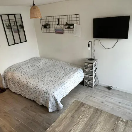 15 Minutes From La Rochelle Appartement Yves