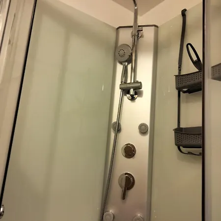 15 Minutes From La Rochelle Yves