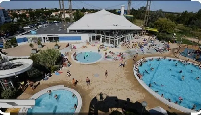 15 Minutes From La Rochelle Yves