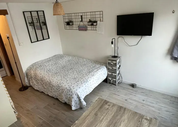 15 Minutes From La Rochelle Apartment Yves