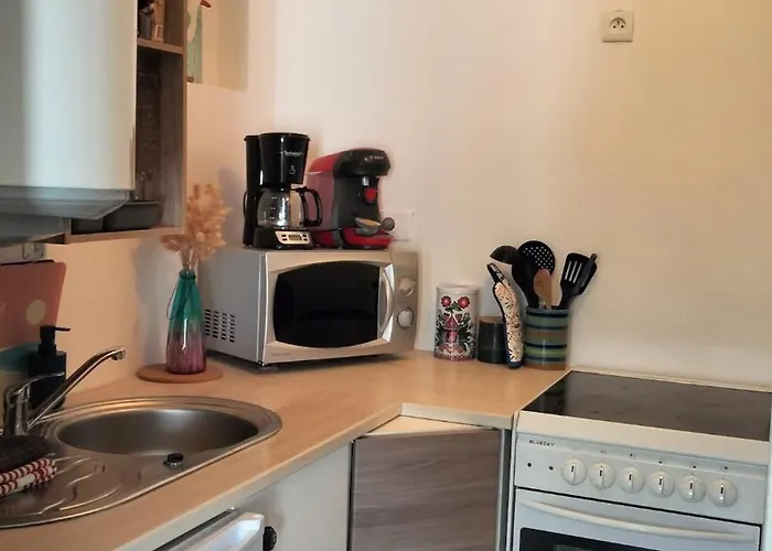 15 Minutes From La Rochelle Yves